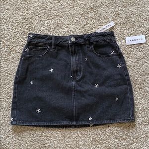 Black jean skirt with flower embroidery(size 27)